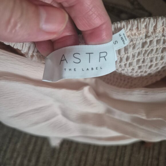 astr light pink blouse - Picture 4 of 4